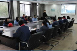 華謀咨詢為某（危廢物處理行業）公司導入班會輔導