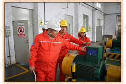 華謀咨詢?yōu)槟常ǜ劭谛袠I(yè)）公司進行現(xiàn)場6S輔導(dǎo)